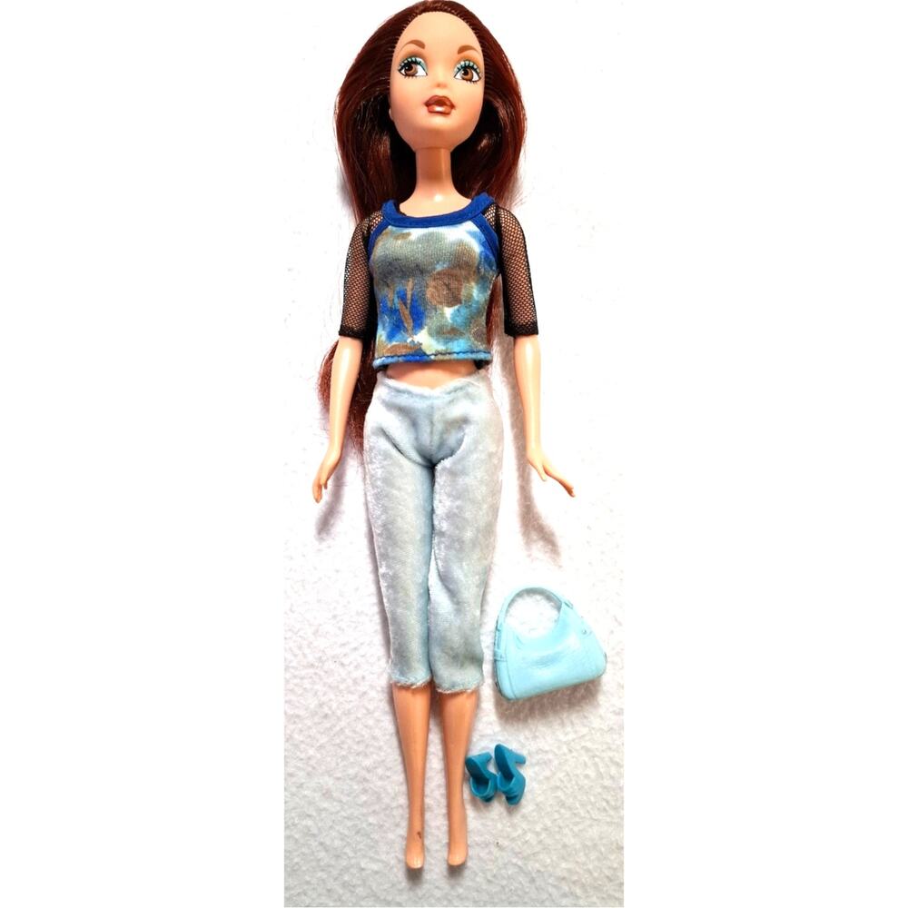 2003 Barbie My Scene Chillin Out Auburn Streaked Hair Clothes Outfit Shoes Purse